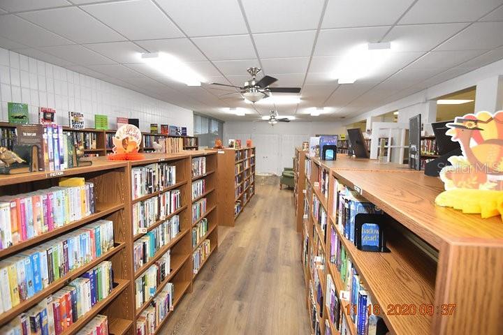 Image 14 of 20 For 721 Roma Road