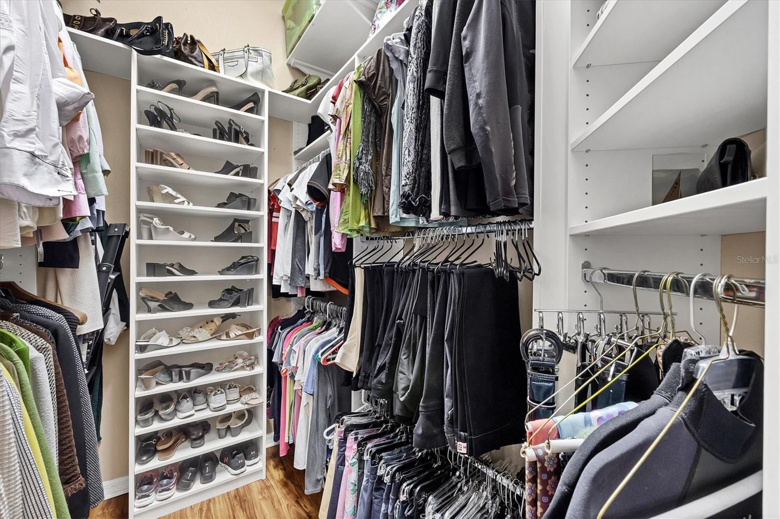 Image 17 of 27 For 7266 Eleanor Circle 202