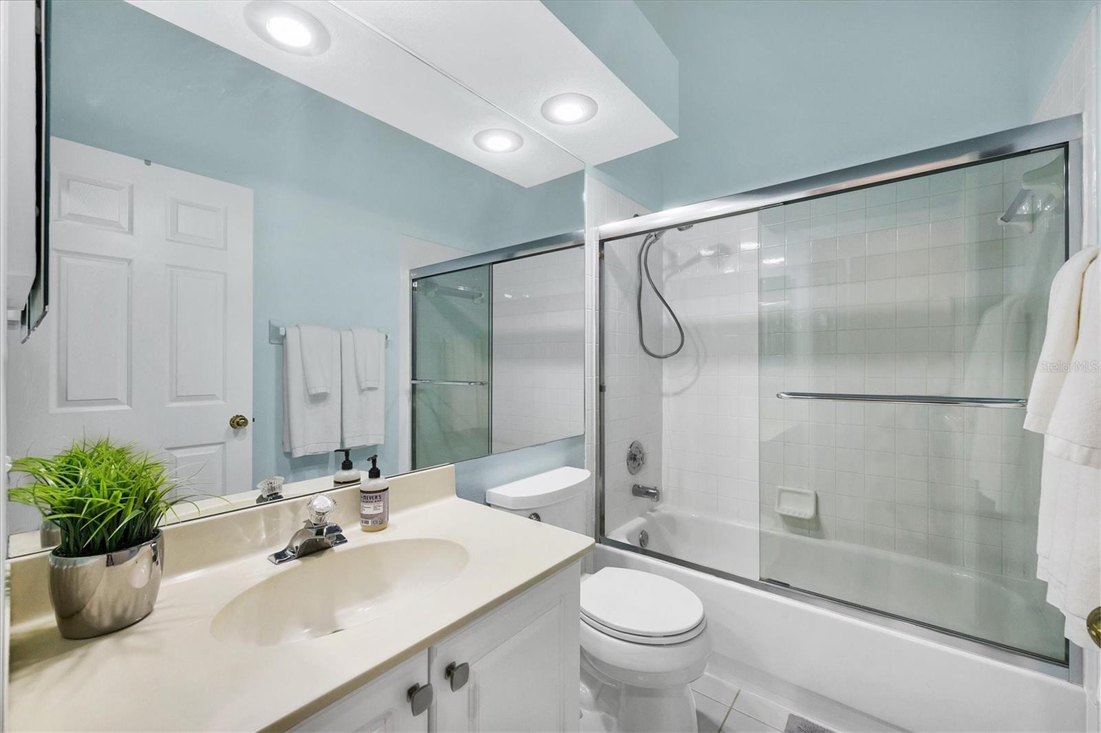 Image 22 of 27 For 7266 Eleanor Circle 202