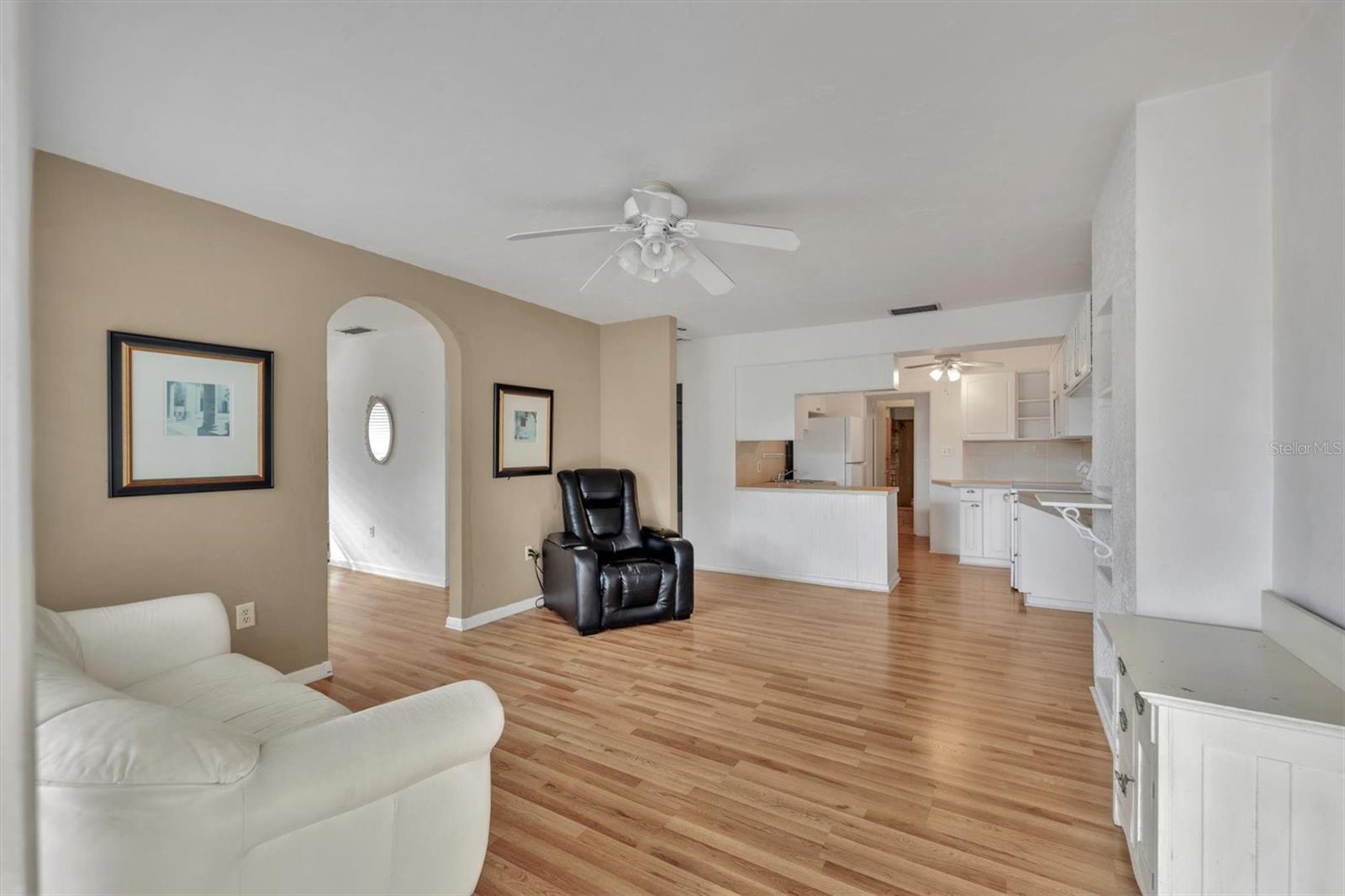 Image 16 of 32 For 2008 20th Street Court W