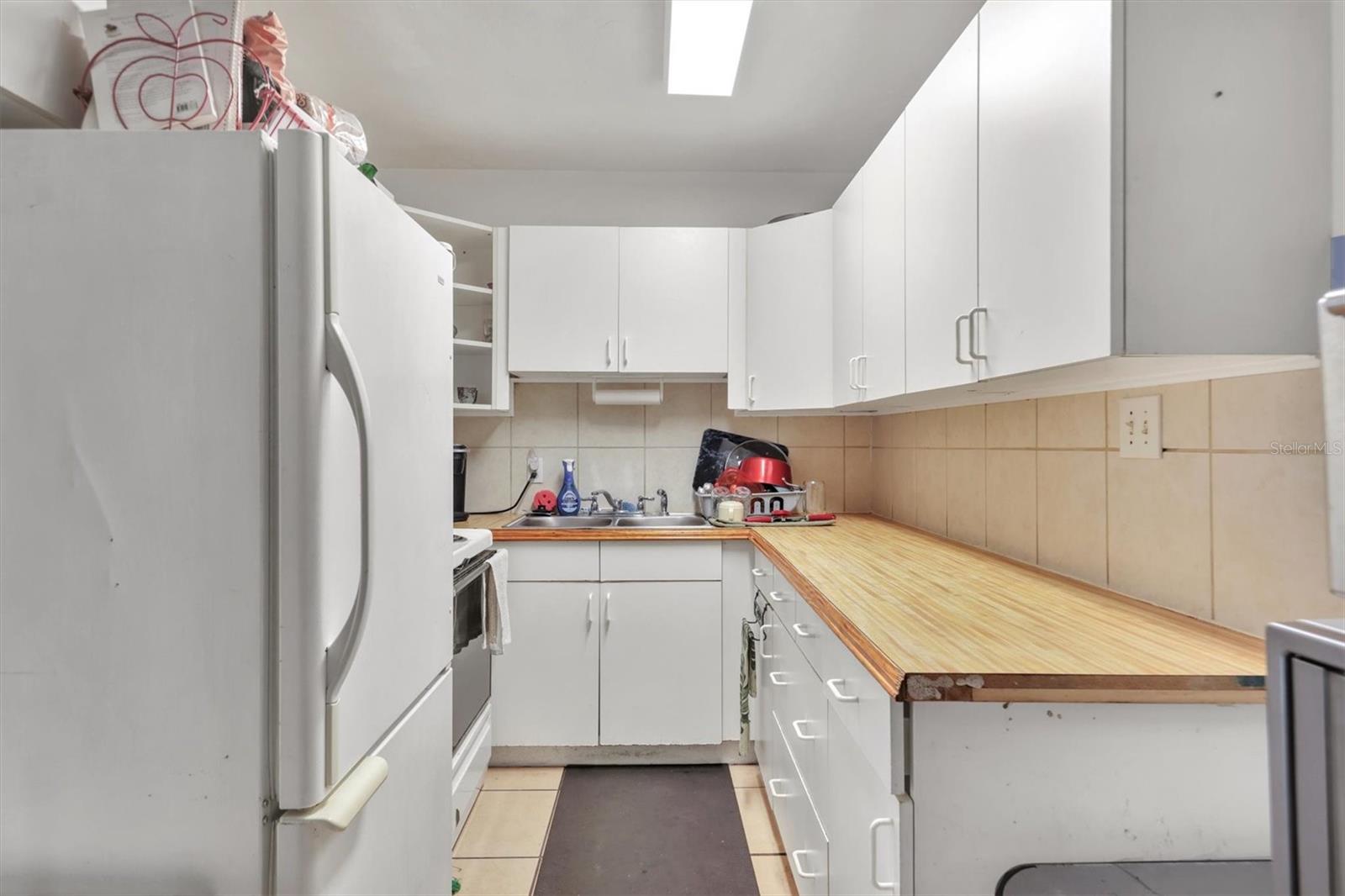 Image 27 of 32 For 2008 20th Street Court W