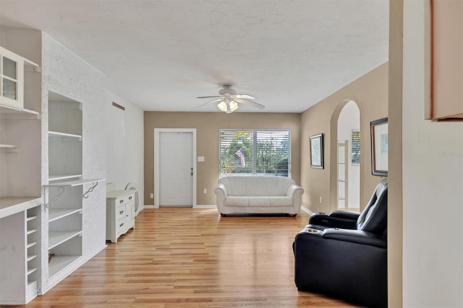 Image 8 of 32 For 2008 20th Street Court W