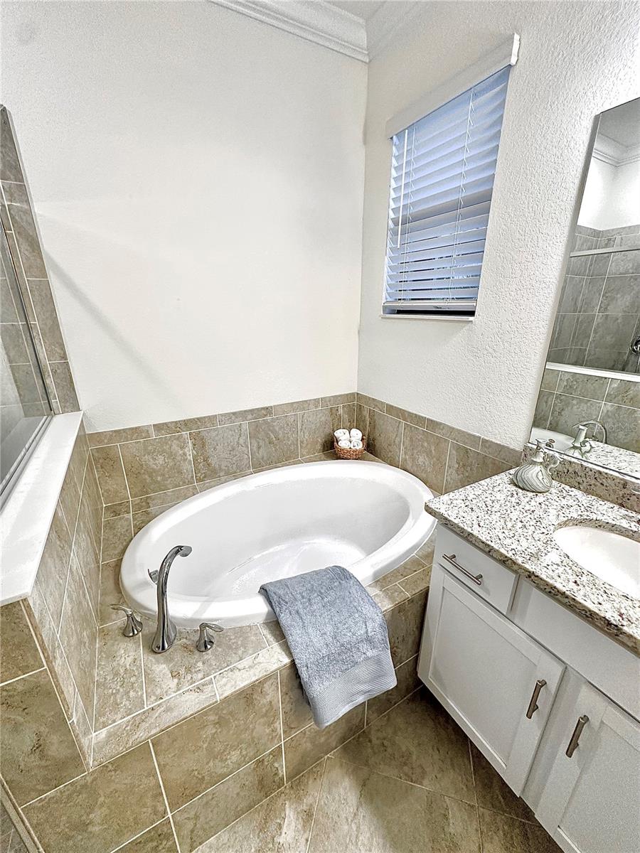 Image 23 of 57 For 20828 Cattail Boulevard