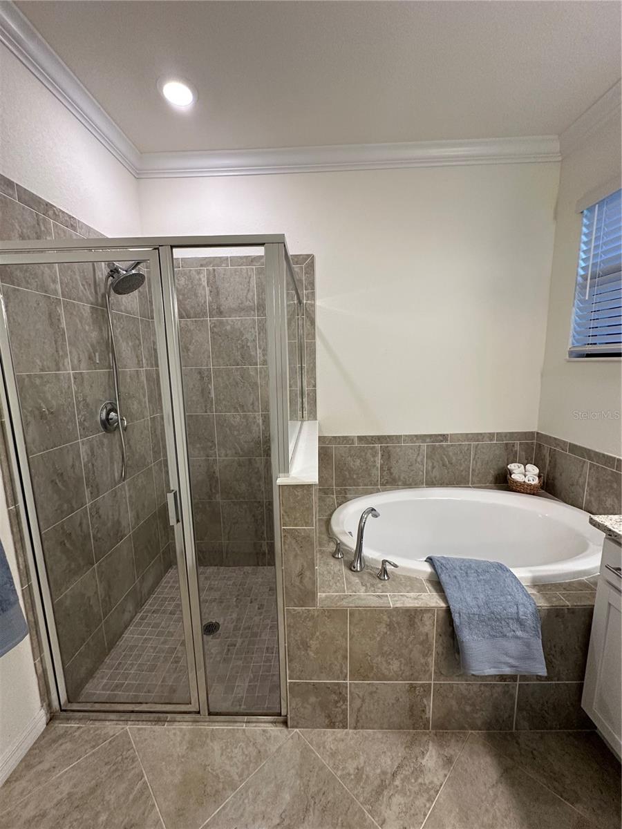 Image 25 of 57 For 20828 Cattail Boulevard