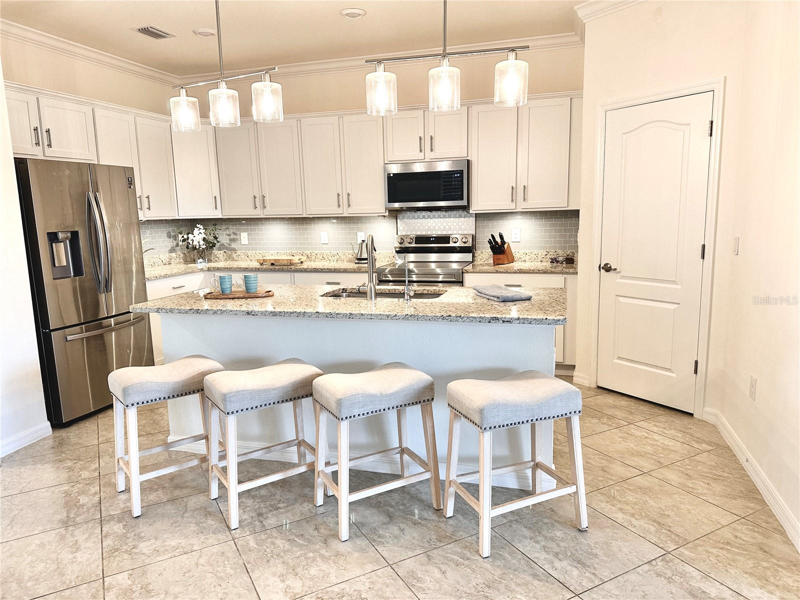 Image 5 of 57 For 20828 Cattail Boulevard