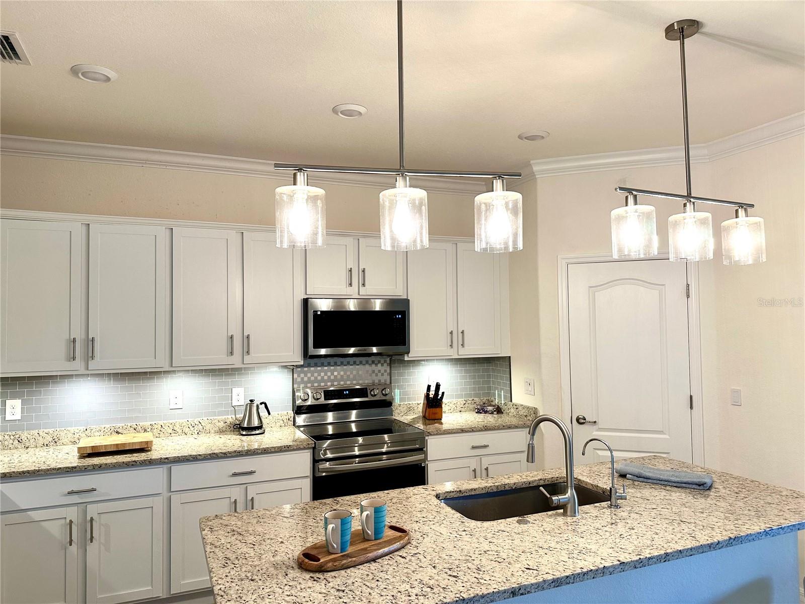 Image 6 of 57 For 20828 Cattail Boulevard