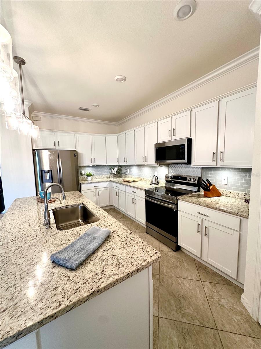 Image 8 of 57 For 20828 Cattail Boulevard