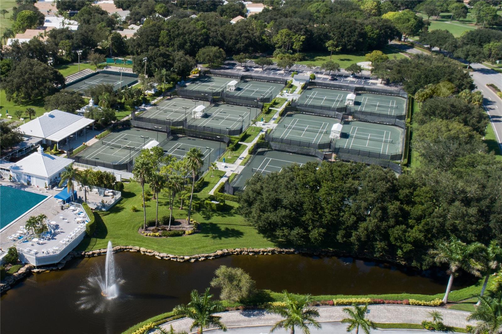 Image 53 of 60 For 406 Trenwick Lane