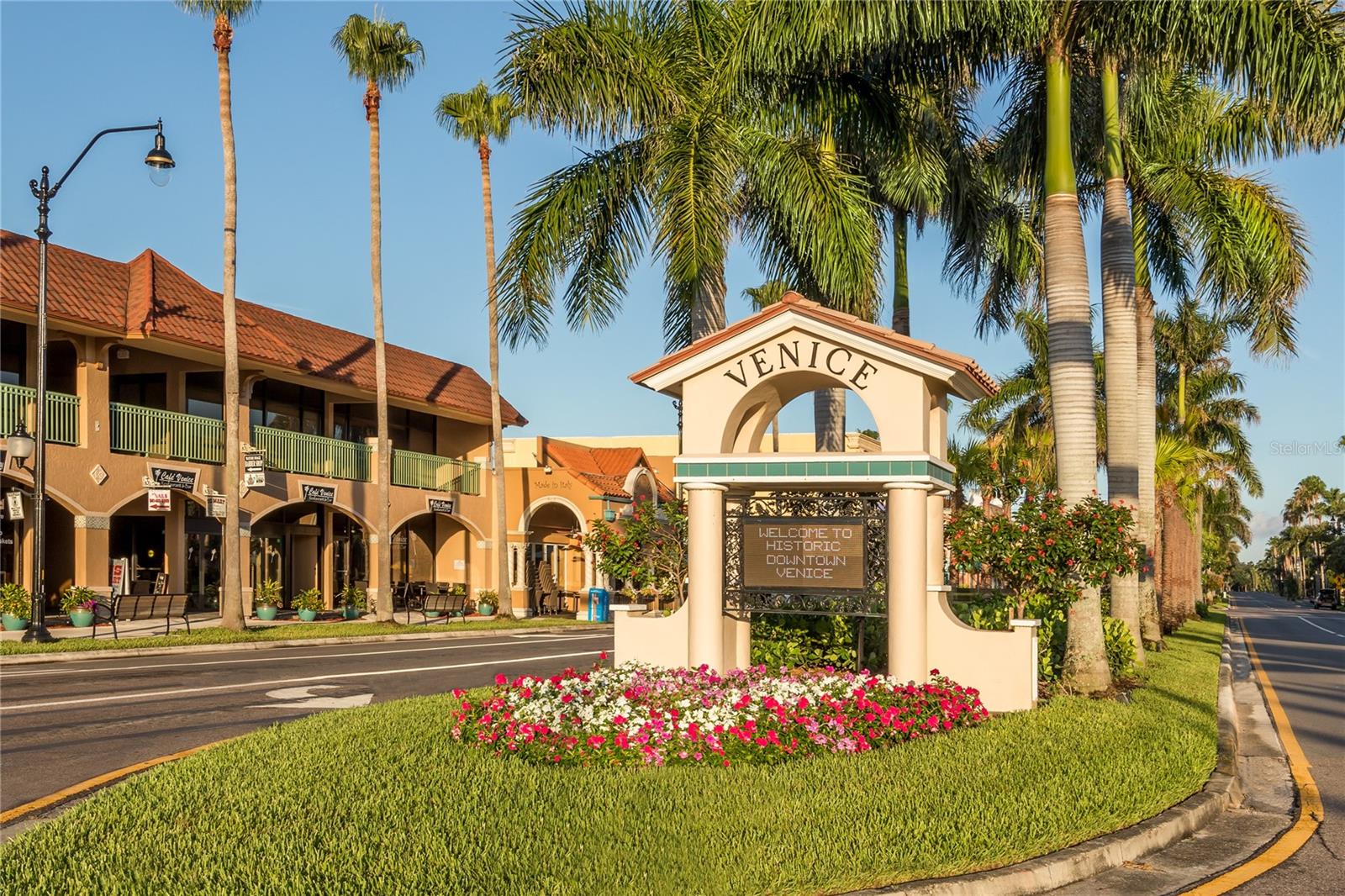 Image 55 of 60 For 406 Trenwick Lane