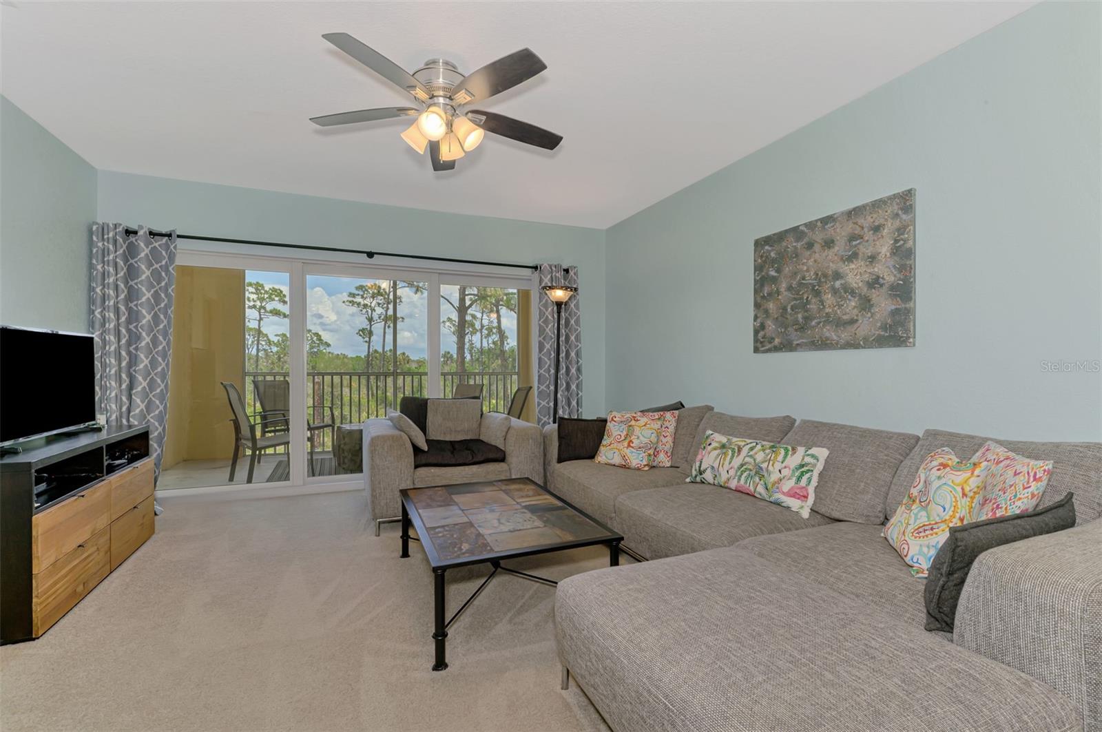 Image 15 of 67 For 8409 Placida Road 206