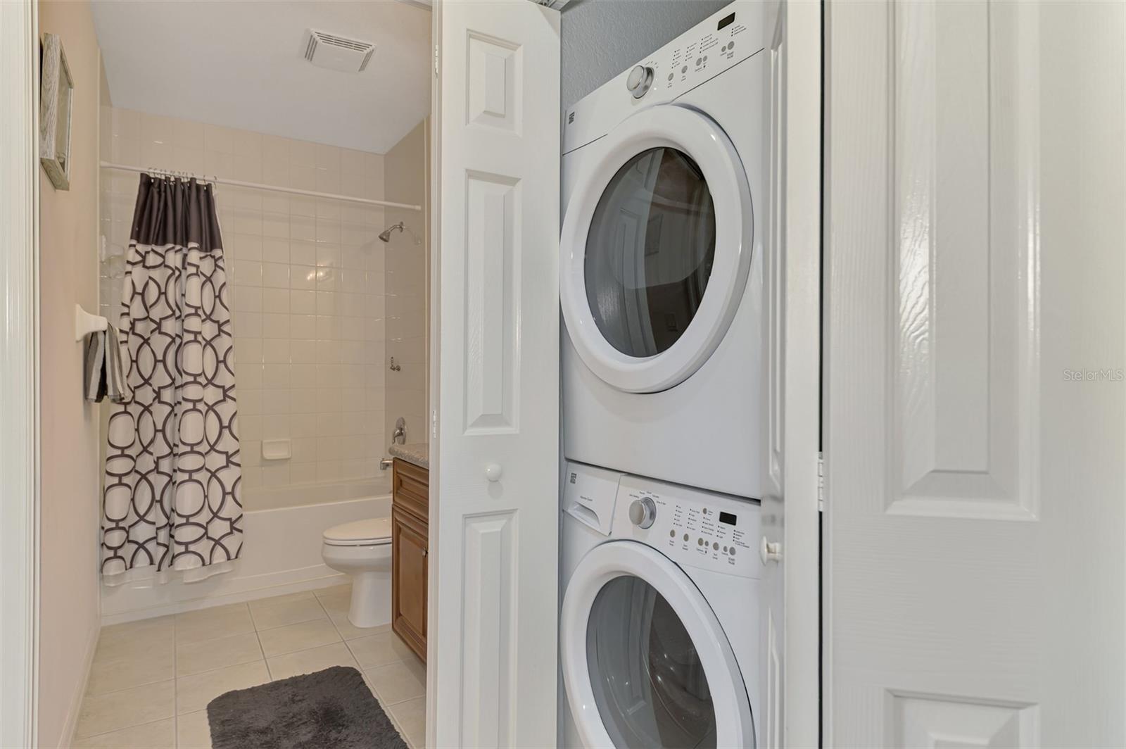 Image 35 of 67 For 8409 Placida Road 206