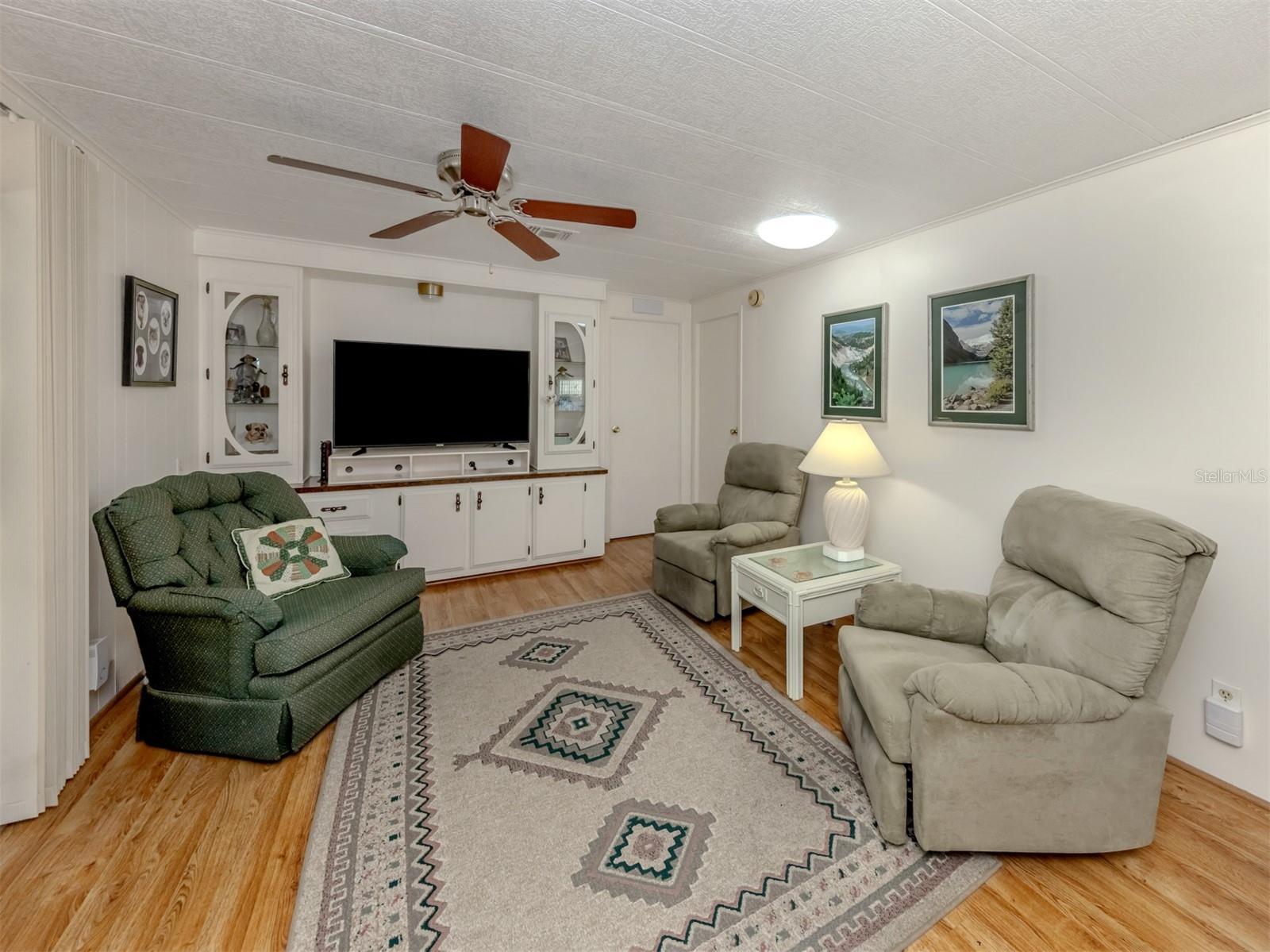 Image 19 of 65 For 145 Seaward Way