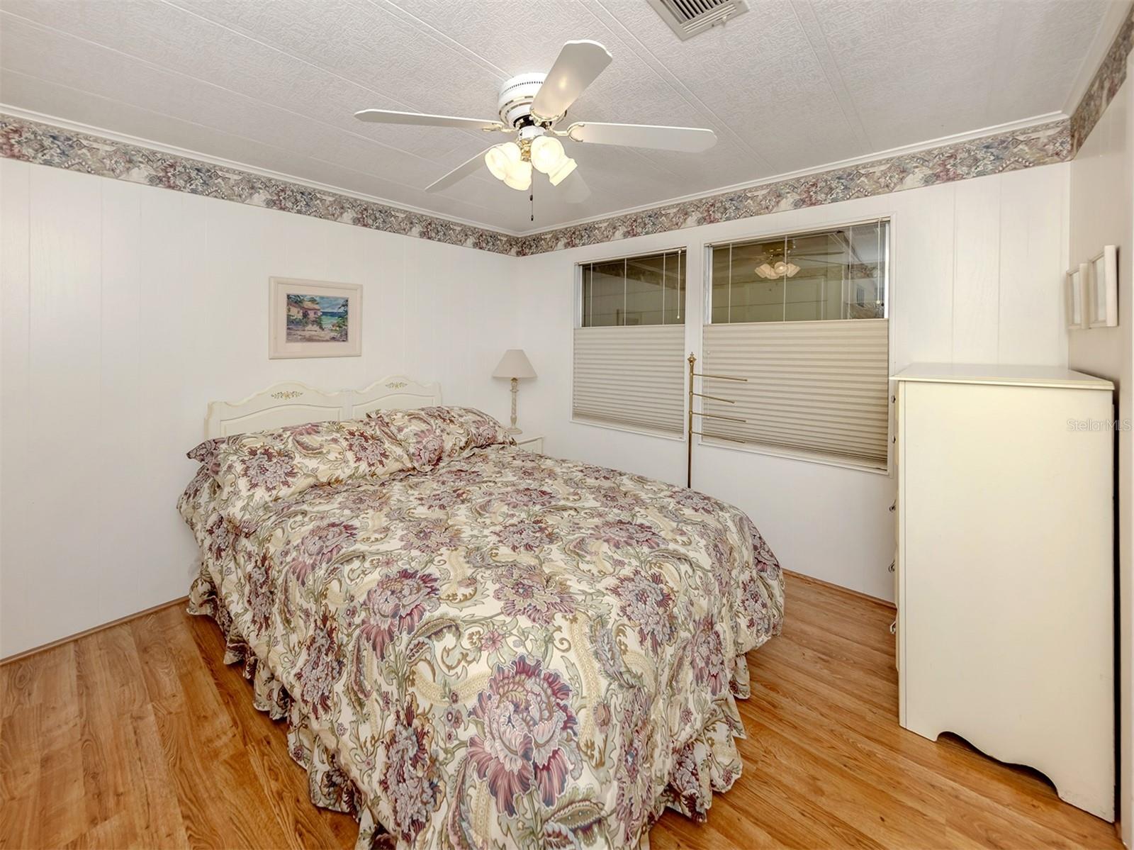 Image 26 of 65 For 145 Seaward Way