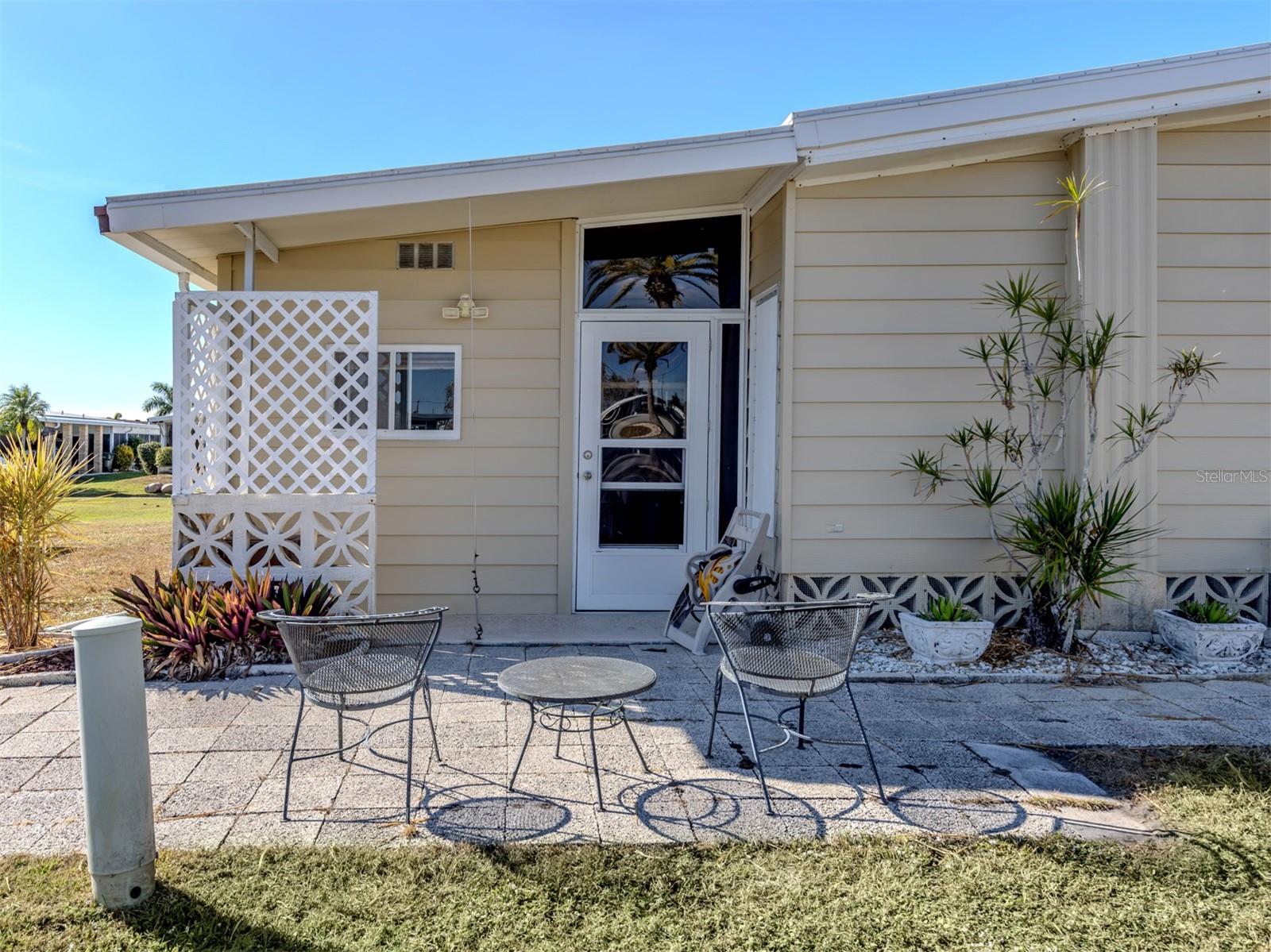 Image 5 of 65 For 145 Seaward Way