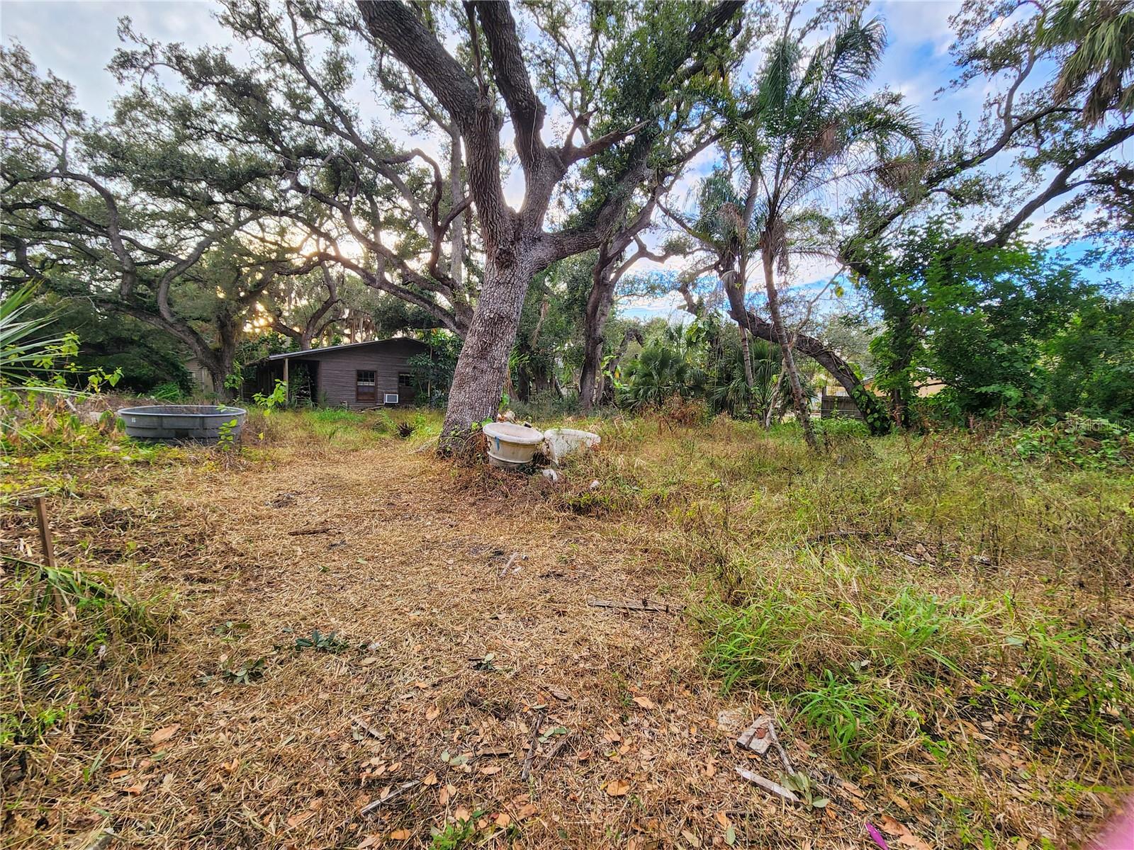 Image 24 of 70 For 286 Shamrock Drive