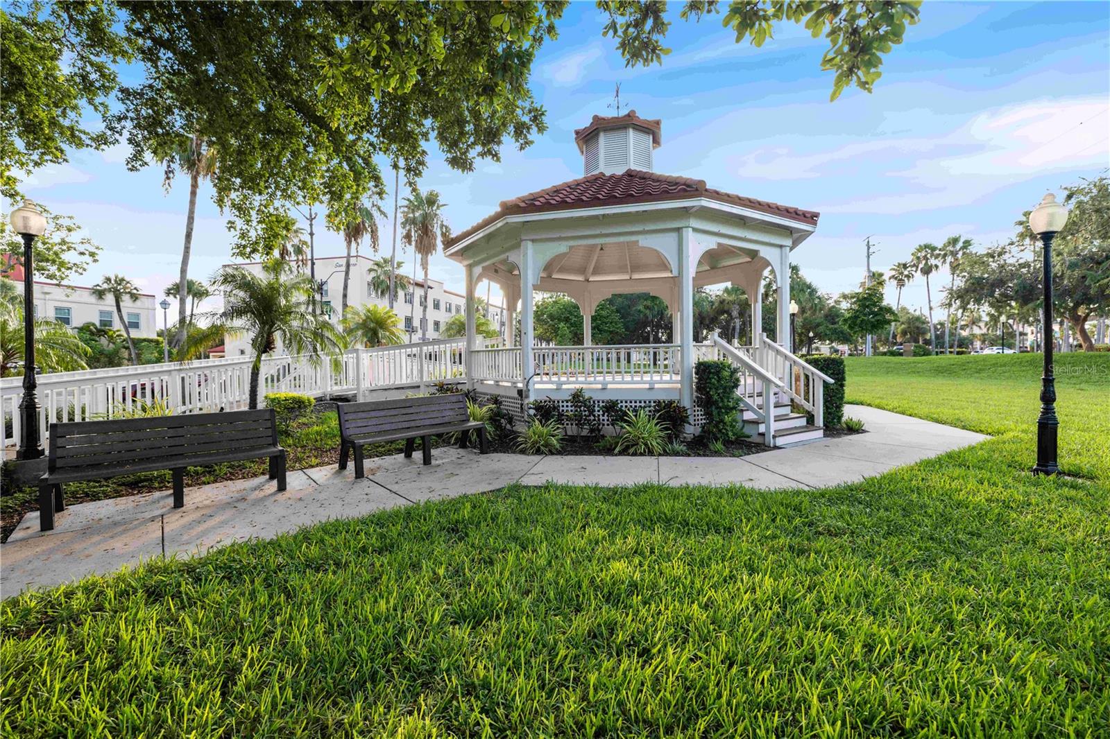 Image 55 of 70 For 286 Shamrock Drive