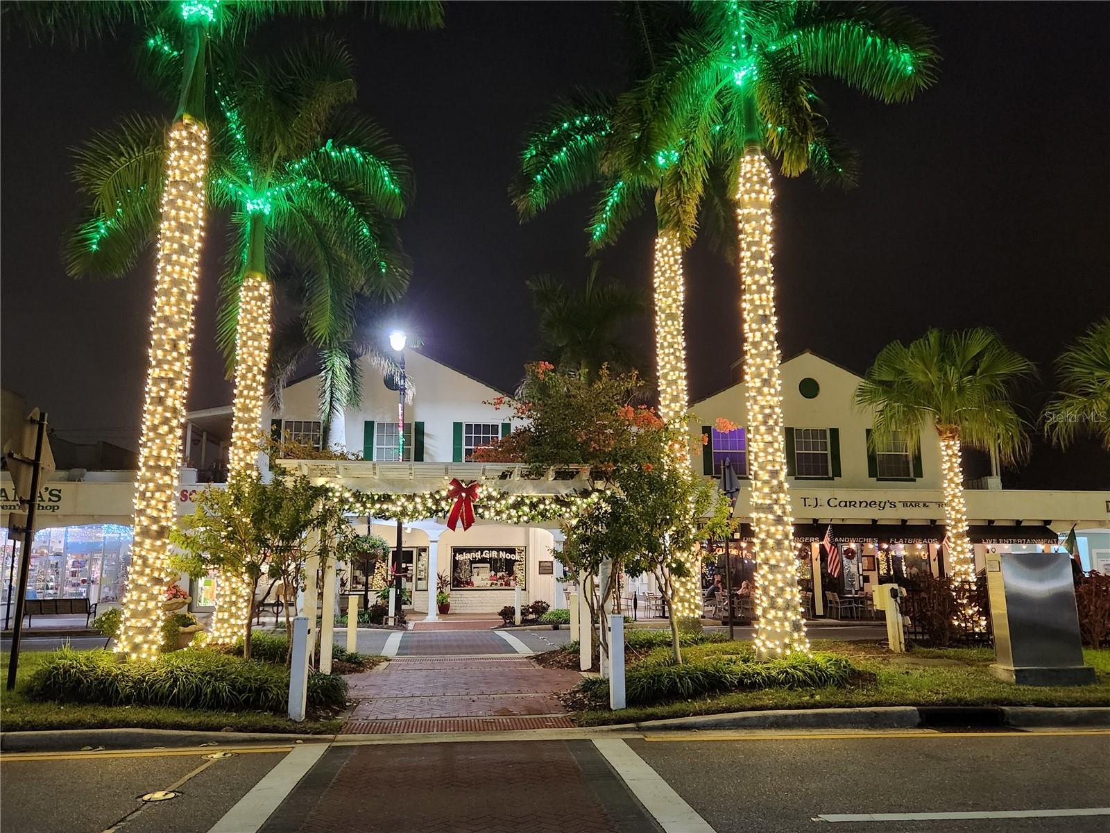 Image 57 of 70 For 286 Shamrock Drive