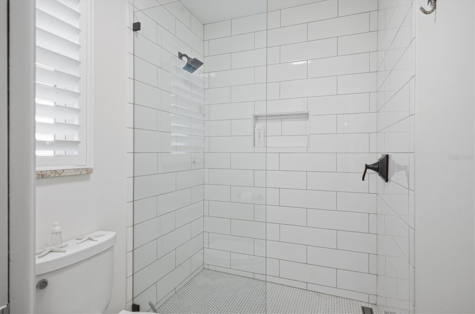 Image 34 of 93 For 1221 Schooner Lane