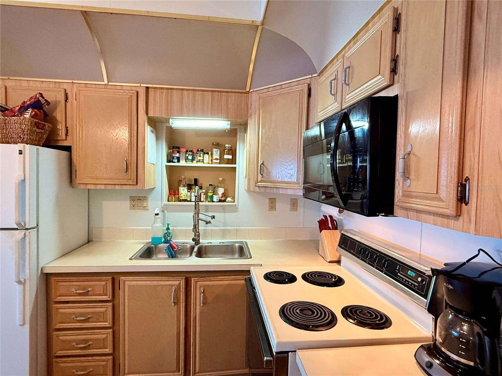 Image 13 of 41 For 1475 Flamingo Drive 314