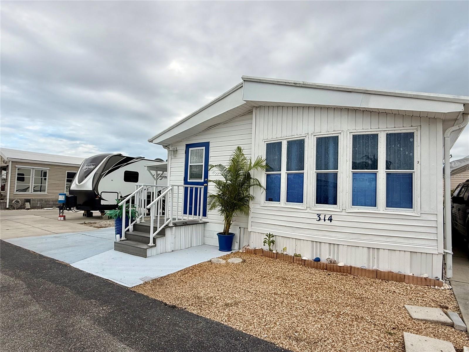 Image 28 of 41 For 1475 Flamingo Drive 314