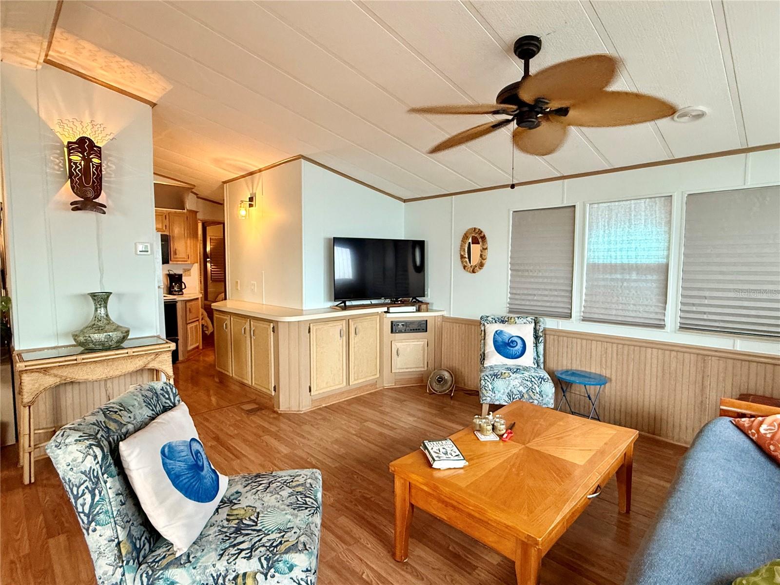 Image 3 of 41 For 1475 Flamingo Drive 314