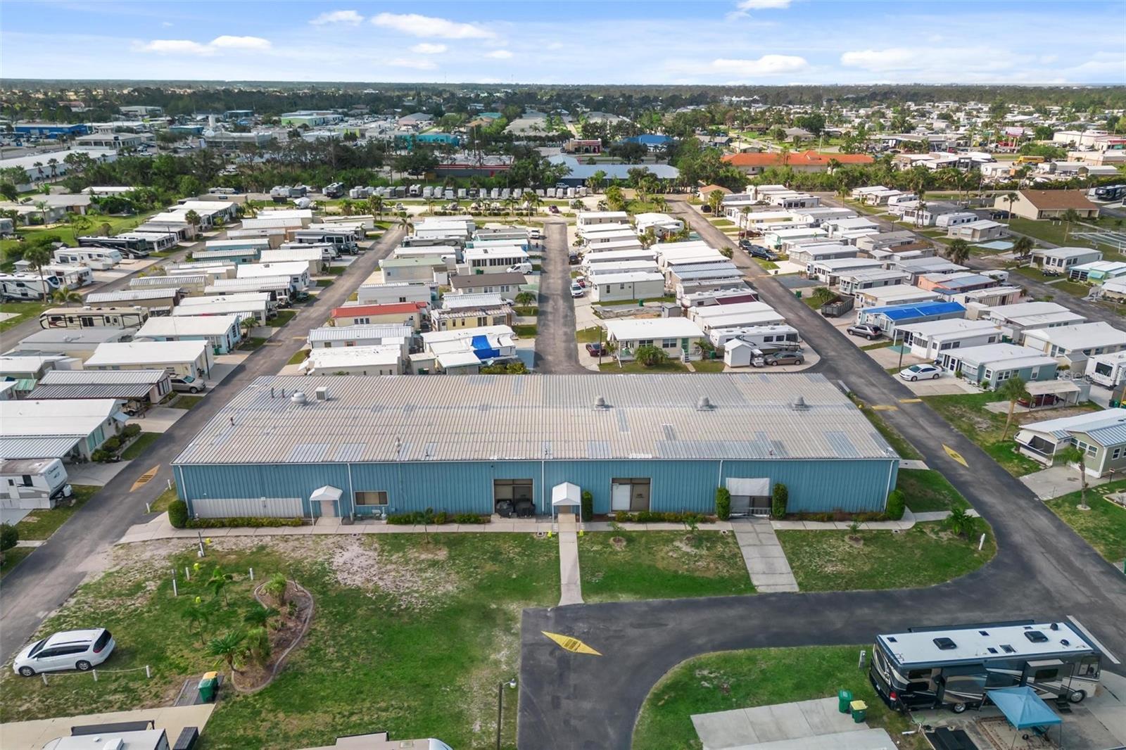 Image 31 of 41 For 1475 Flamingo Drive 314