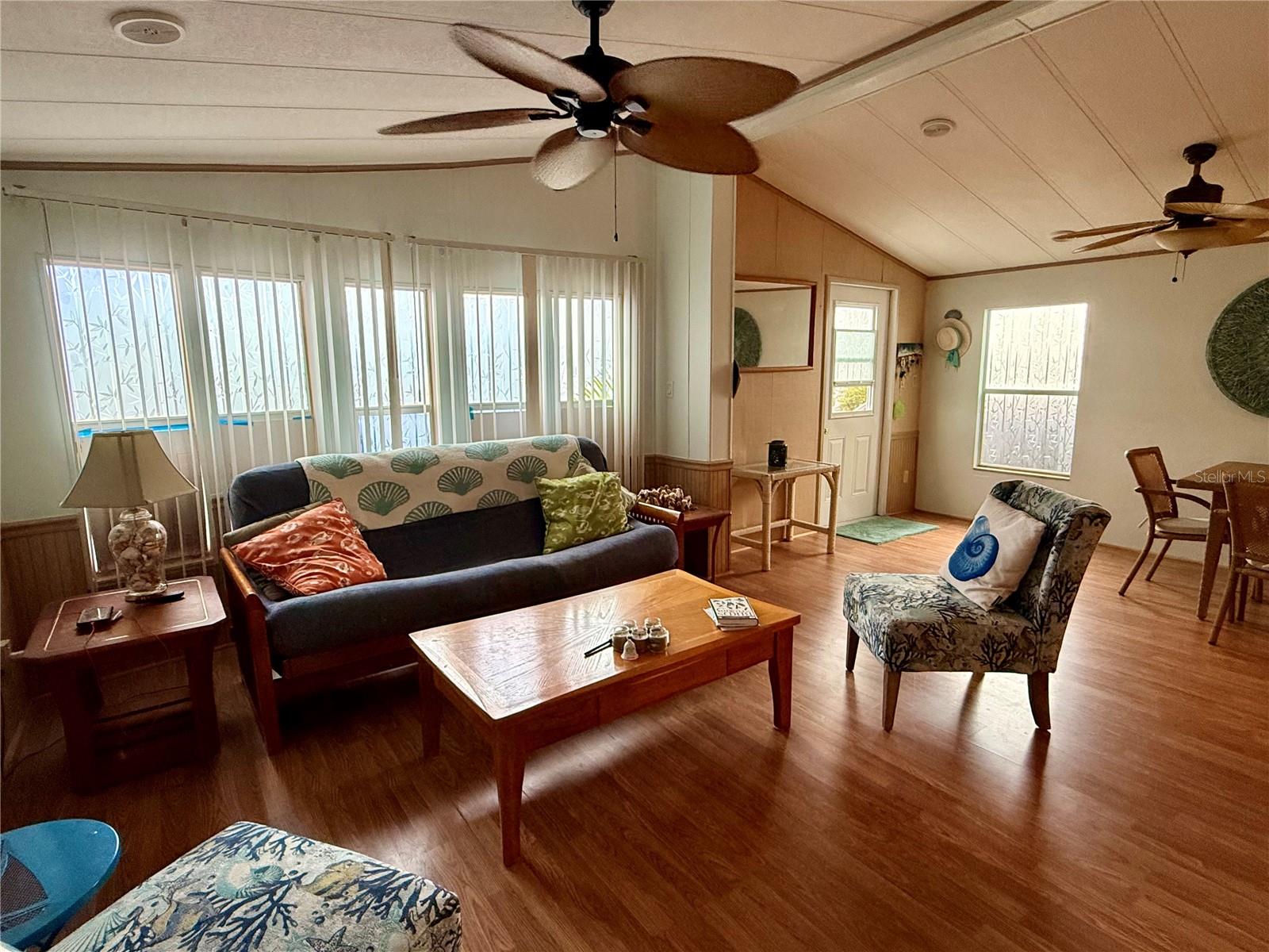 Image 6 of 41 For 1475 Flamingo Drive 314