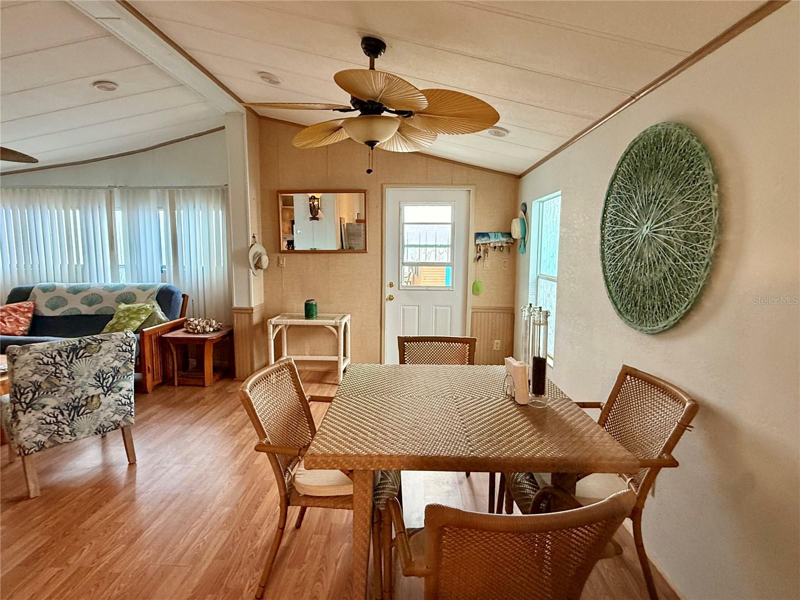 Image 9 of 41 For 1475 Flamingo Drive 314