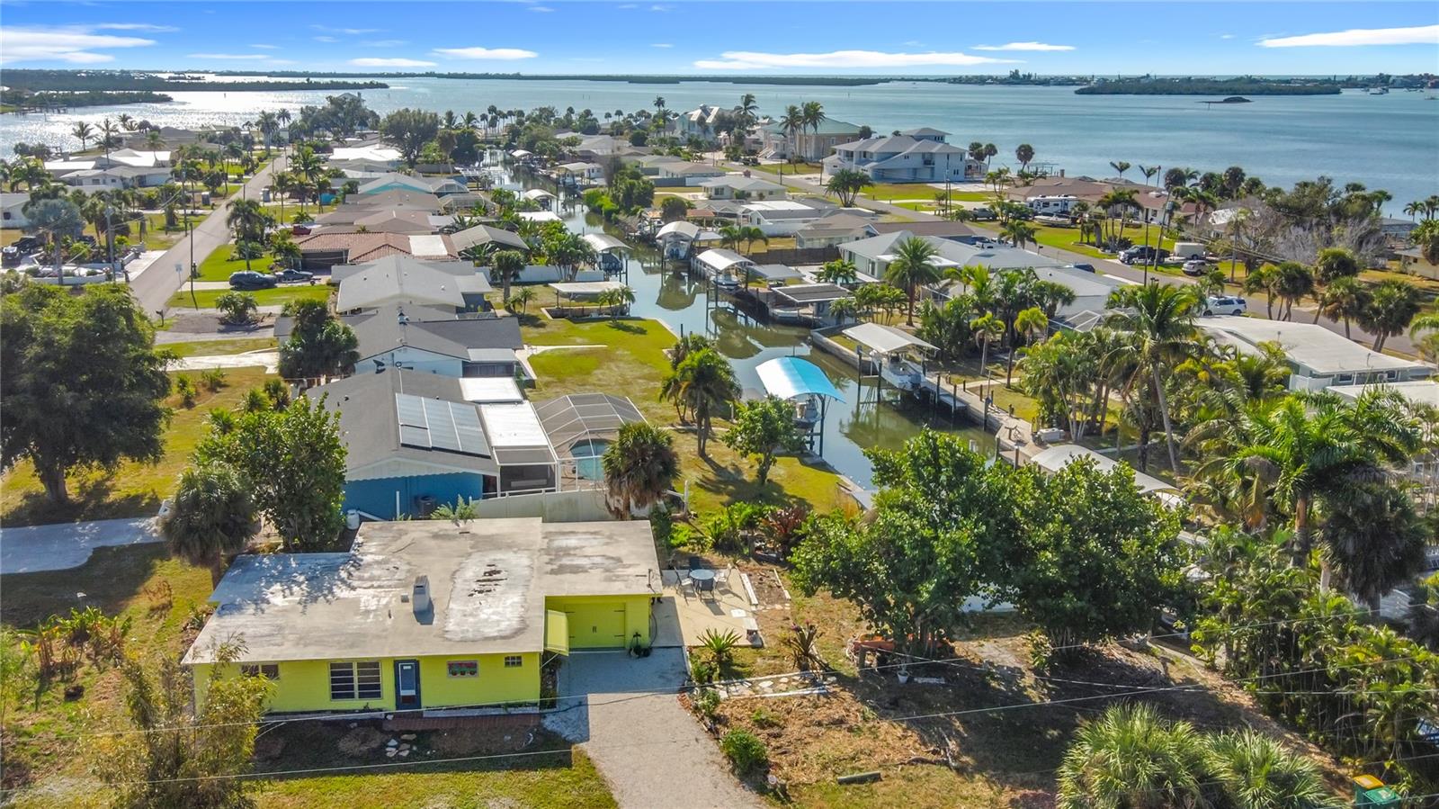 Image 3 of 47 For 1410 Deer Creek Drive