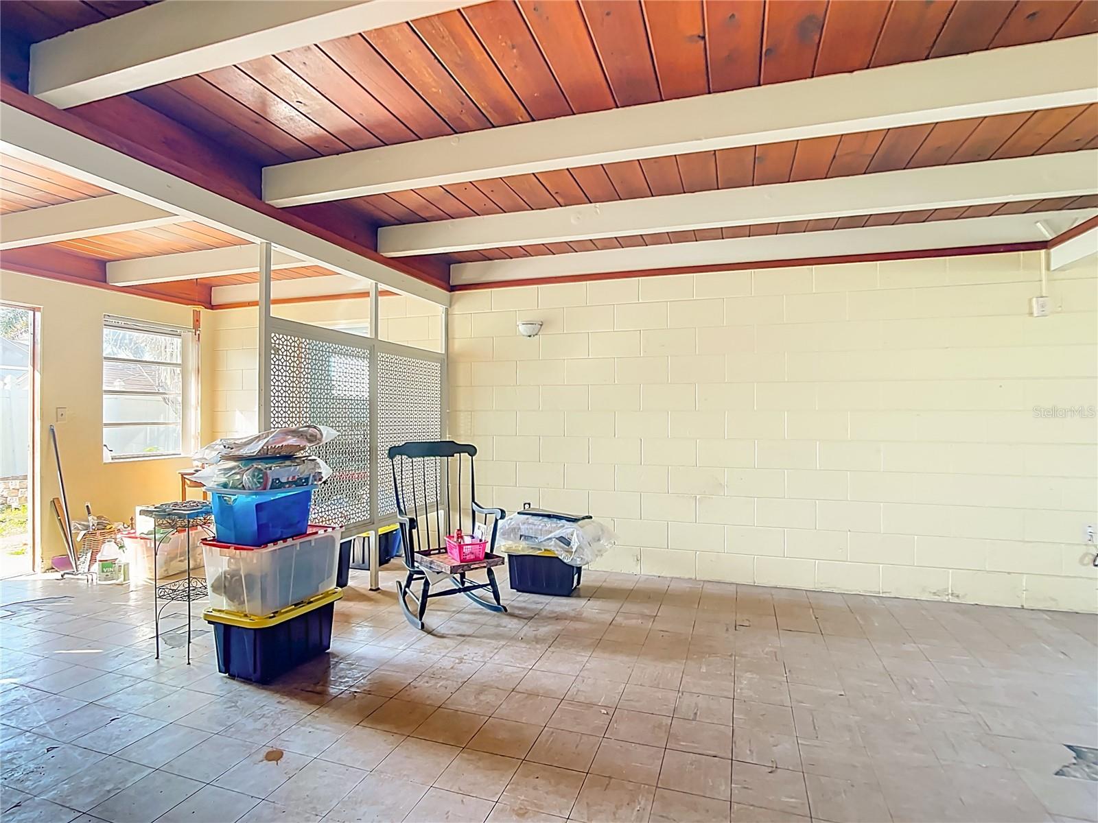 Image 32 of 47 For 1410 Deer Creek Drive