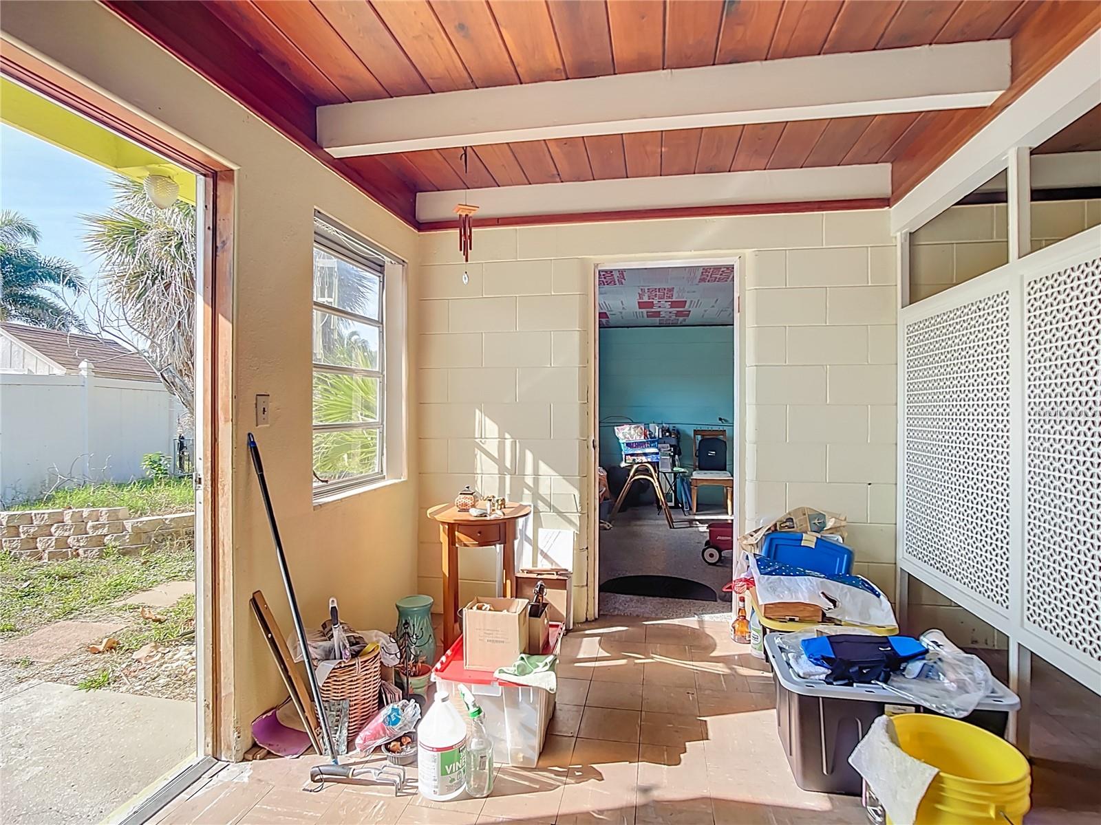 Image 33 of 47 For 1410 Deer Creek Drive