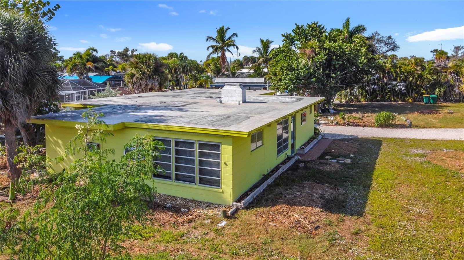 Image 6 of 47 For 1410 Deer Creek Drive