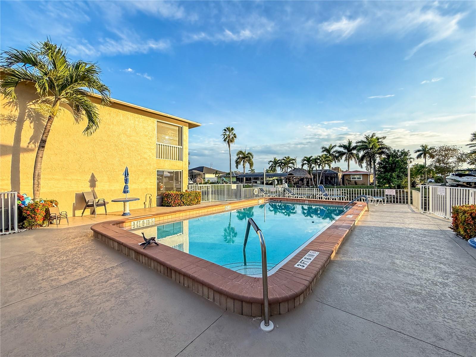 Image 25 of 29 For 1304 Miramar Street 202