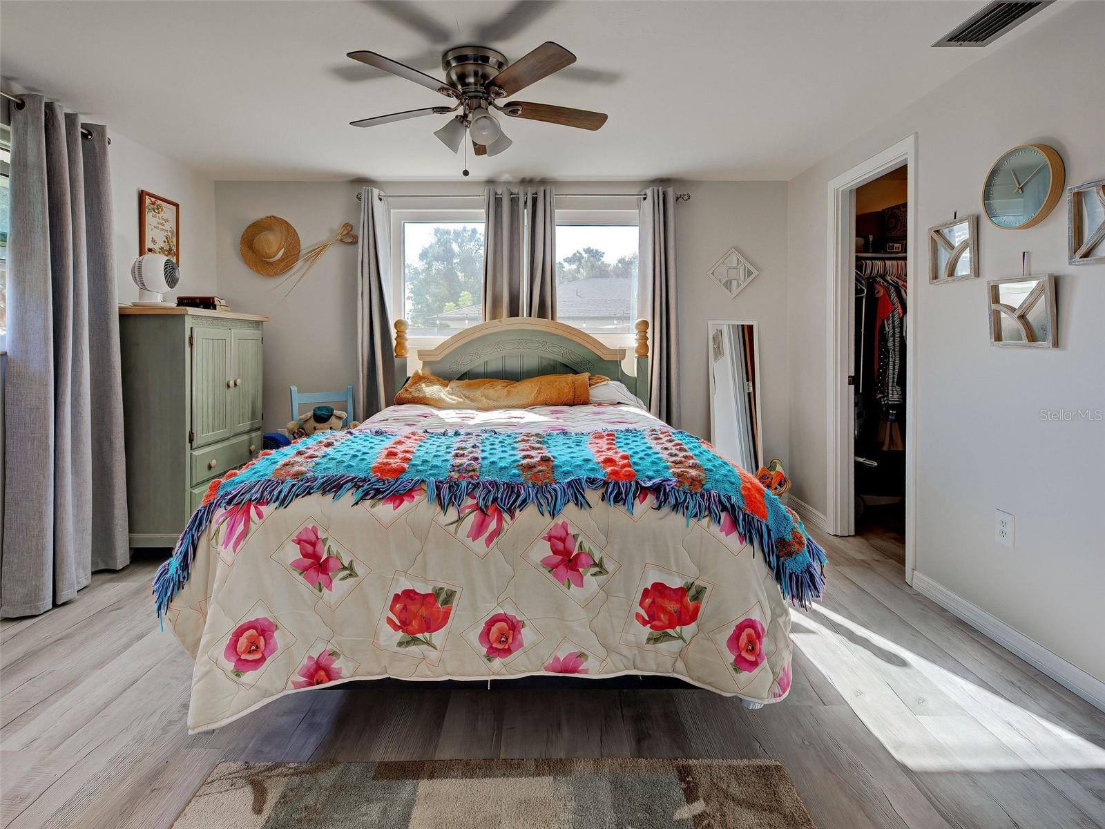 Image 18 of 42 For 2698 Valencia Road