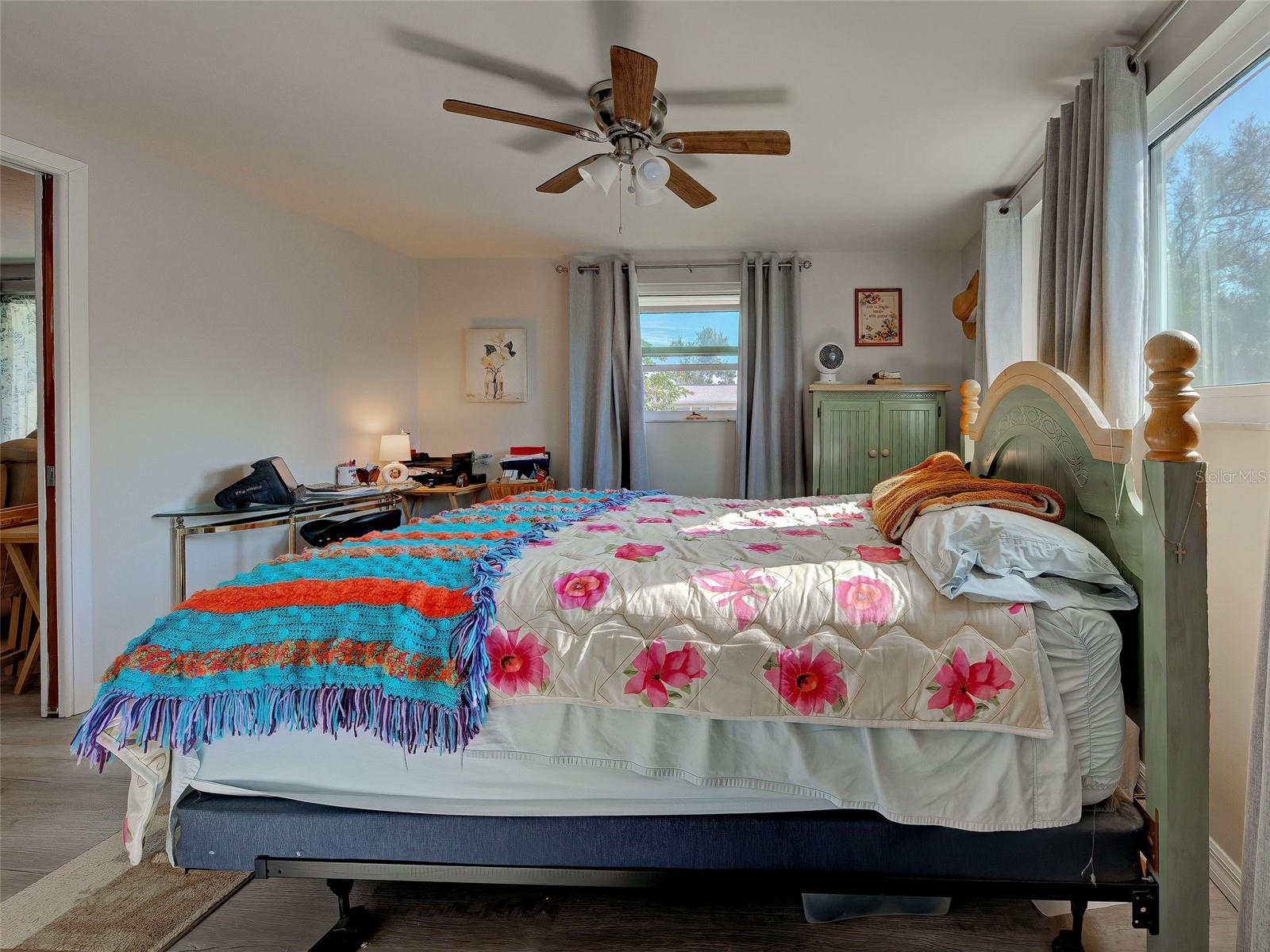 Image 20 of 42 For 2698 Valencia Road