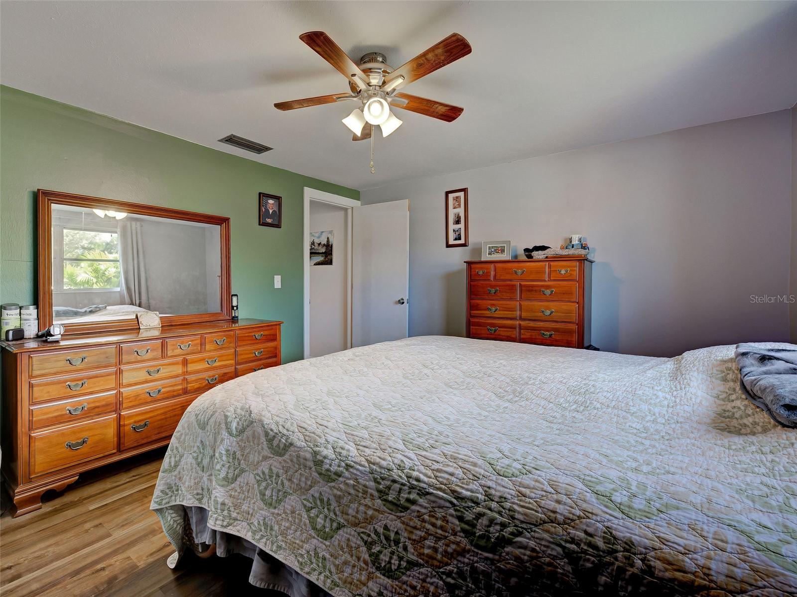 Image 23 of 42 For 2698 Valencia Road