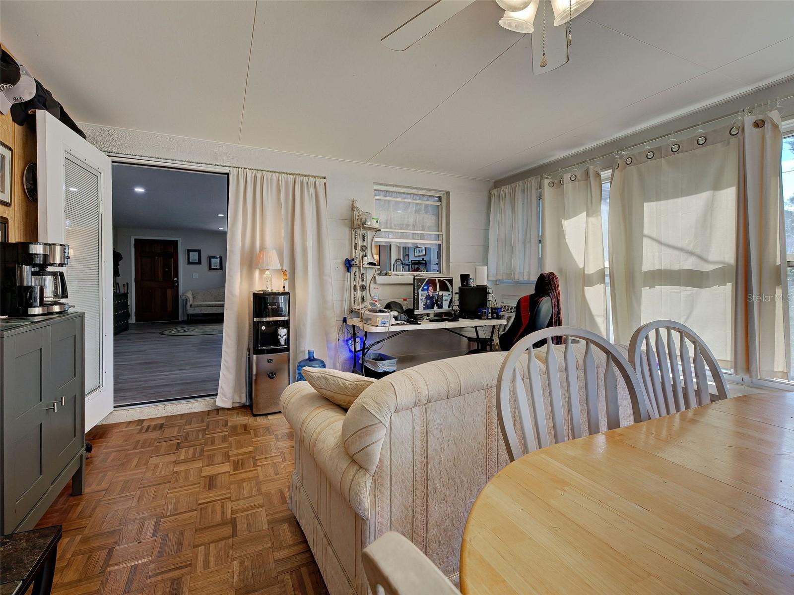 Image 31 of 42 For 2698 Valencia Road