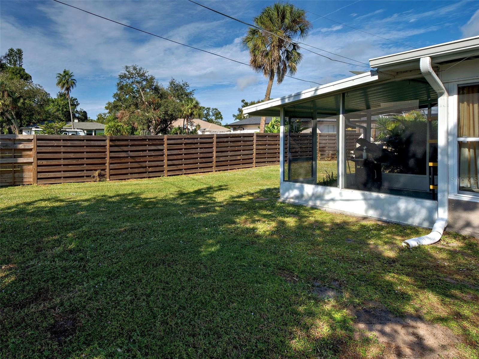 Image 5 of 42 For 2698 Valencia Road