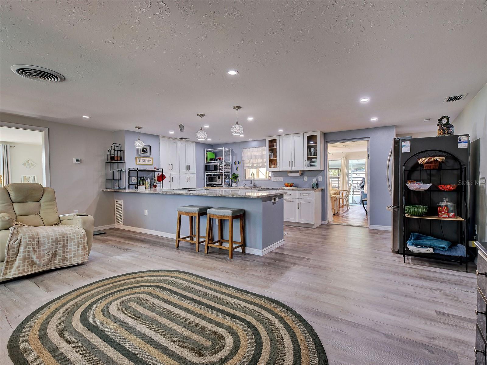 Image 8 of 42 For 2698 Valencia Road