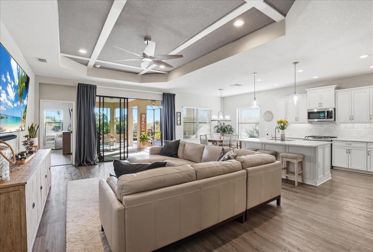 Image 16 of 69 For 26780 Weiskopf Drive