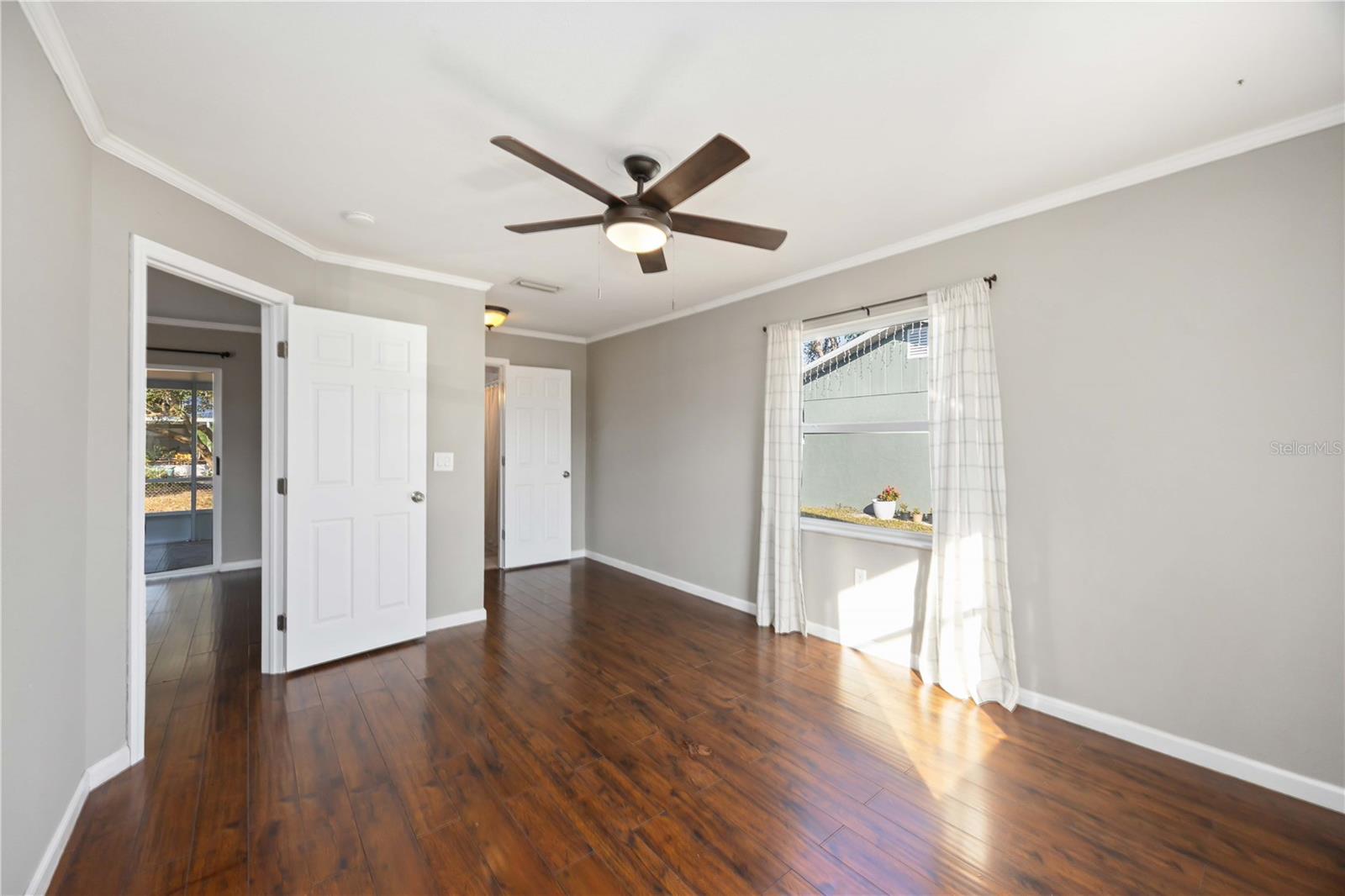 Image 15 of 48 For 1029 Elaine Street