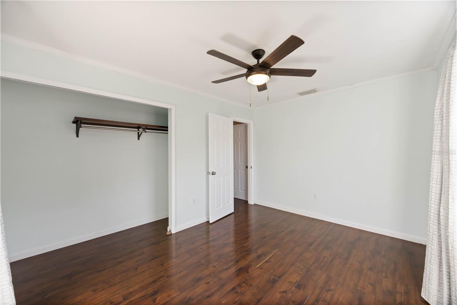 Image 23 of 48 For 1029 Elaine Street