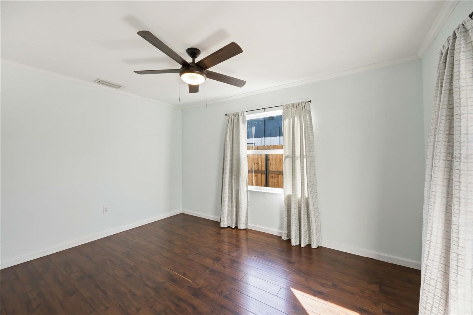 Image 25 of 48 For 1029 Elaine Street