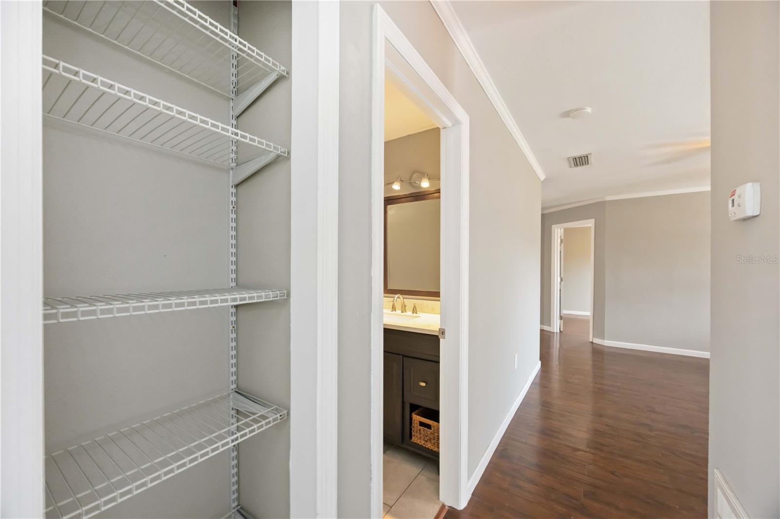 Image 26 of 48 For 1029 Elaine Street