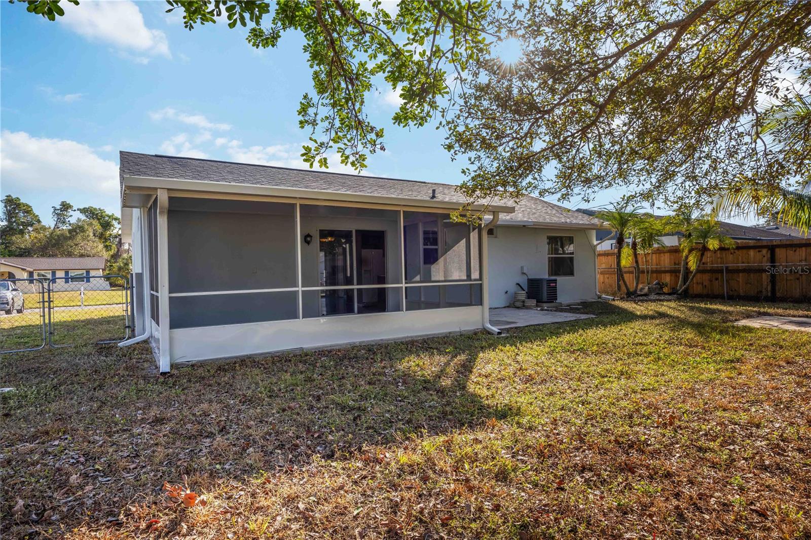 Image 37 of 48 For 1029 Elaine Street