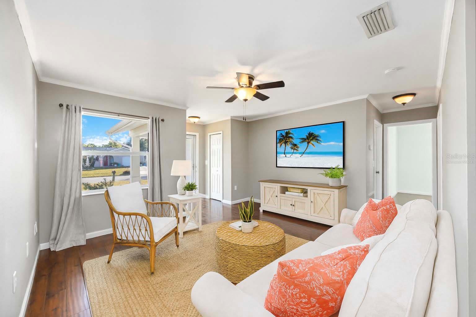 Image 5 of 48 For 1029 Elaine Street