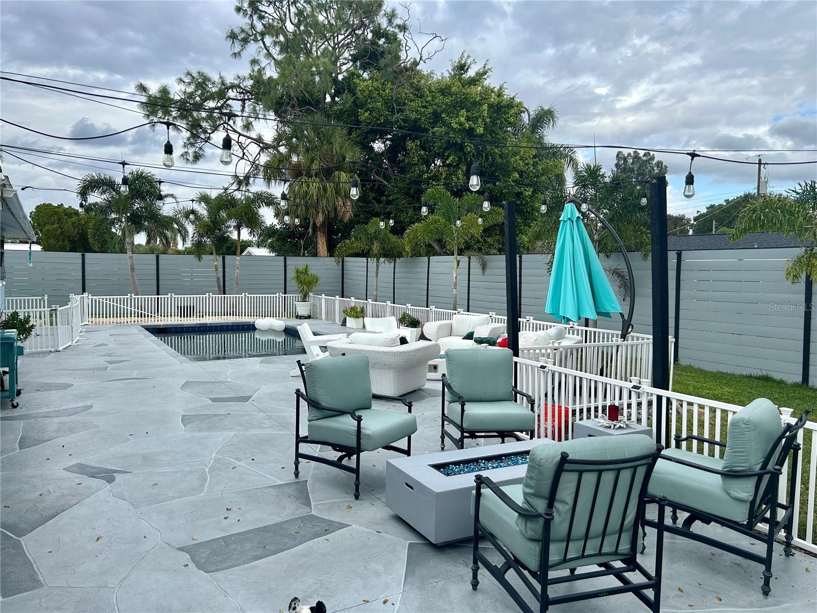 Image 7 of 38 For 3233 Teal Avenue