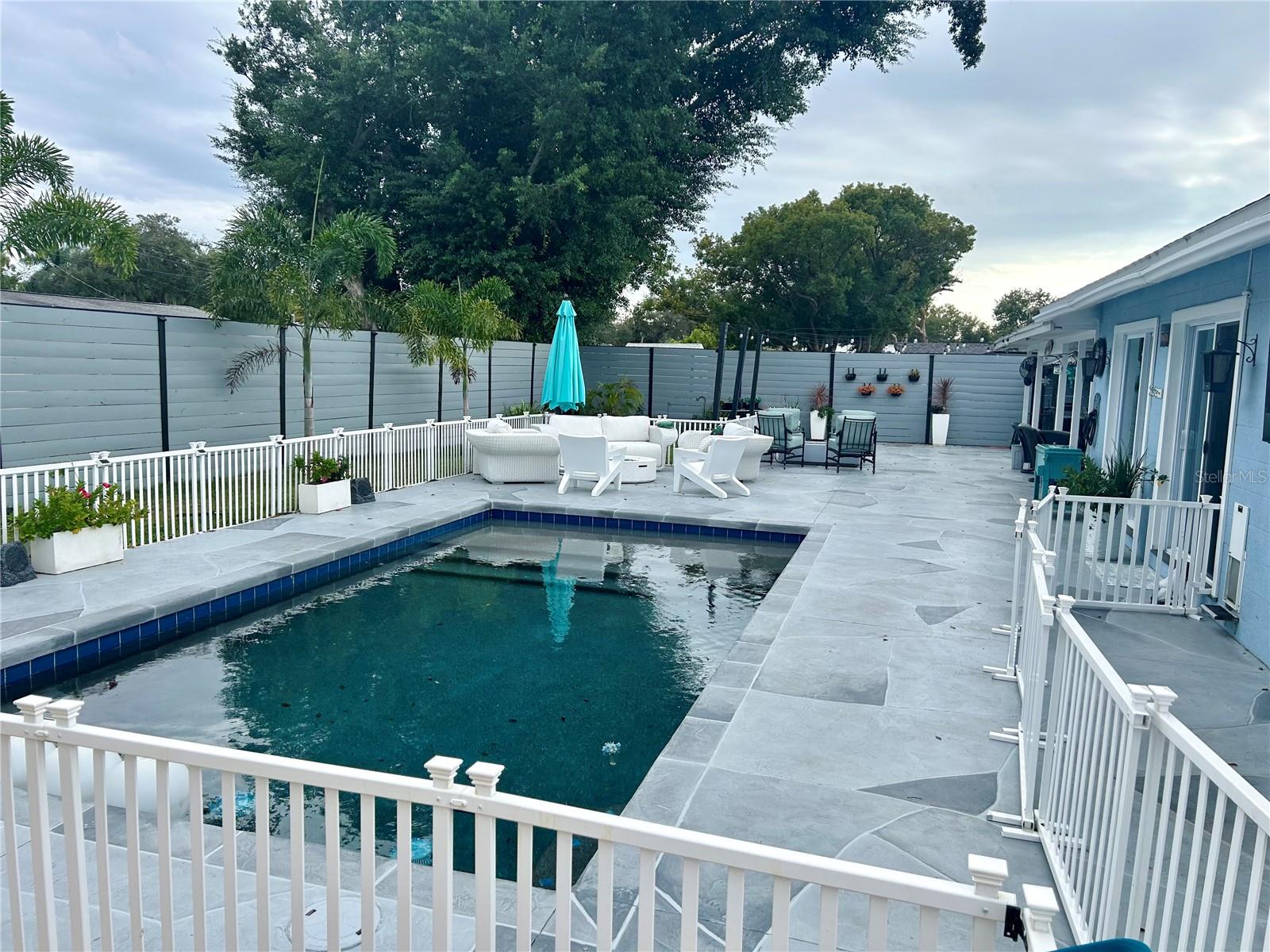 Image 8 of 38 For 3233 Teal Avenue