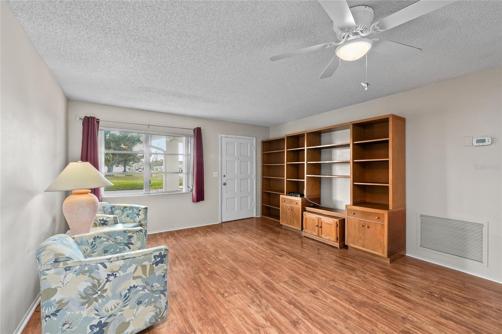 Image 5 of 49 For 9315 42nd Way N #5