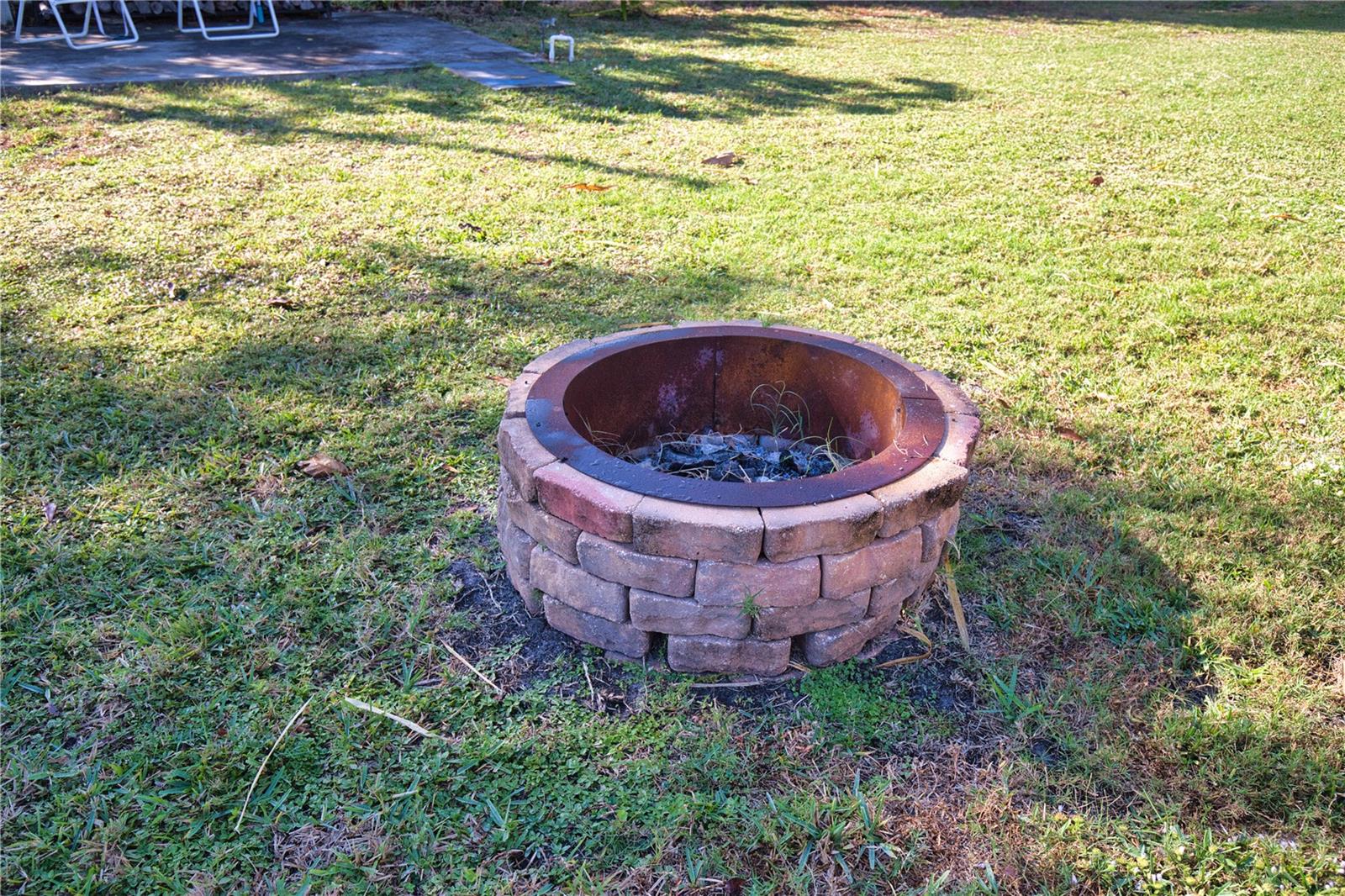 Image 30 of 39 For 8207 Archie Street